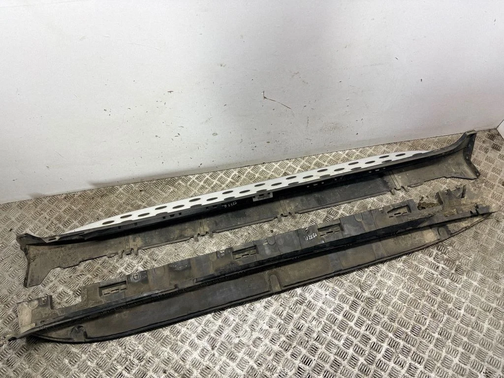Sill 13524173