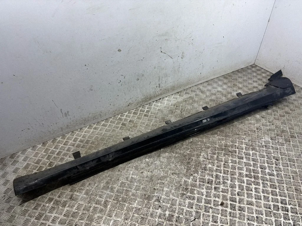 Sill 600587500C