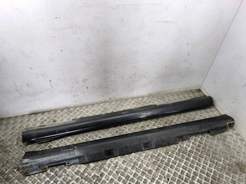 Sill – Toyota Corolla Verso AR10 (2004-2009)