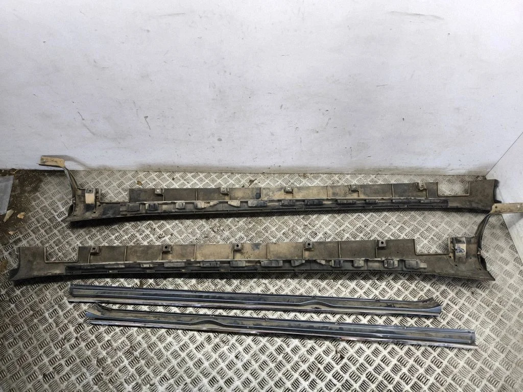 Sill 600587400E