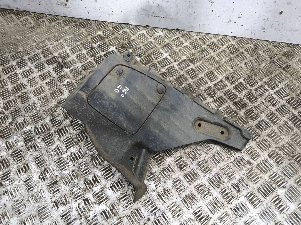 Aizmugurējais dubļusargs KB8A50341