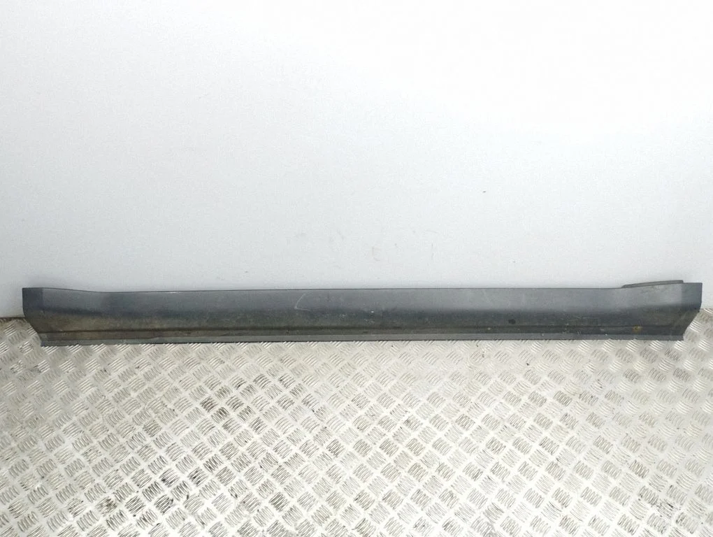 Sill 6512A02501