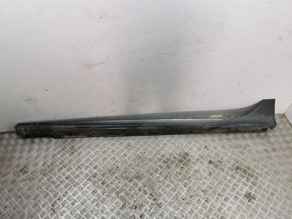 Sill 4G8853855E