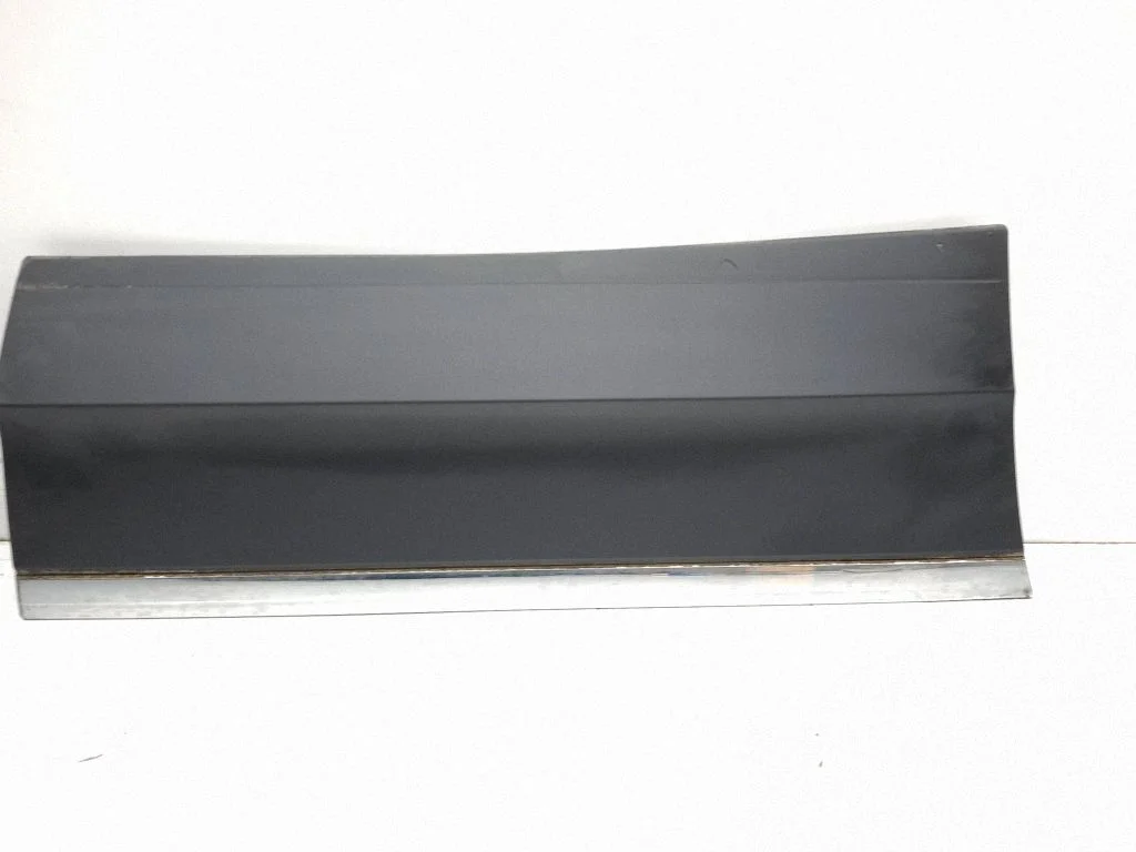 Listwa drzwi tylnych 5NA854950N