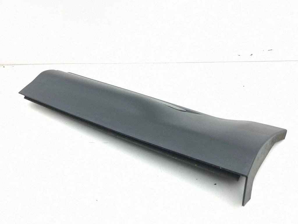 Rear door trim (molding) – Land Rover Evoque I (2011-2018)
