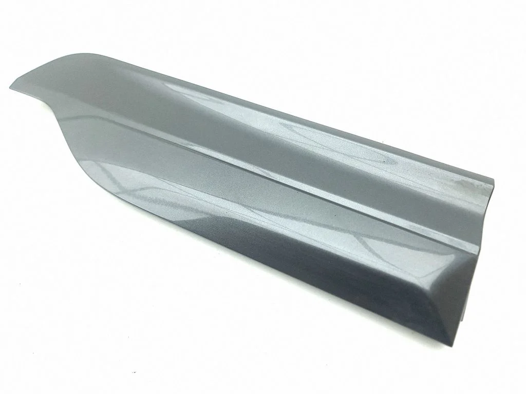 Rear door trim (molding) LV4BS25335C
