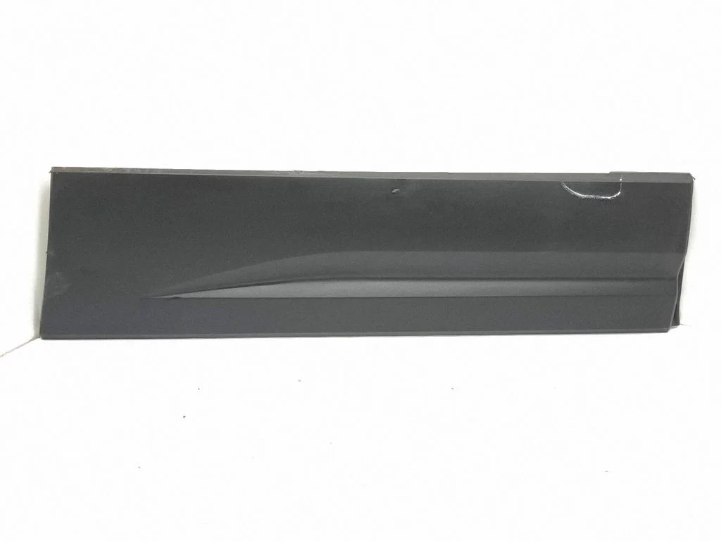 Rear door trim (molding) 575854949D