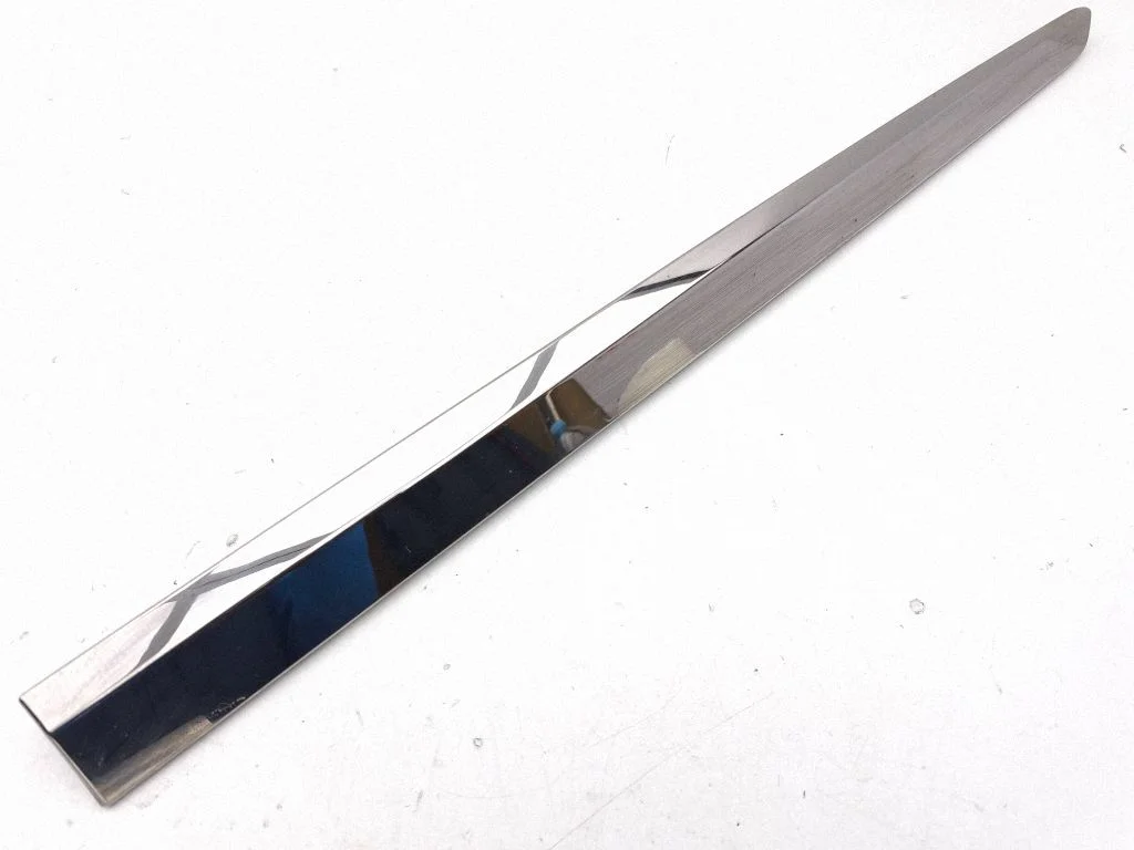 Front door trim (molding) 87722G5100