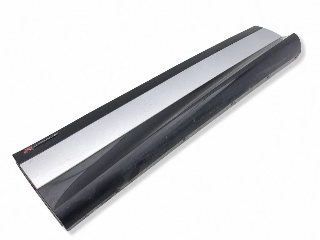 Esiukse liist (mold) K8D221065C