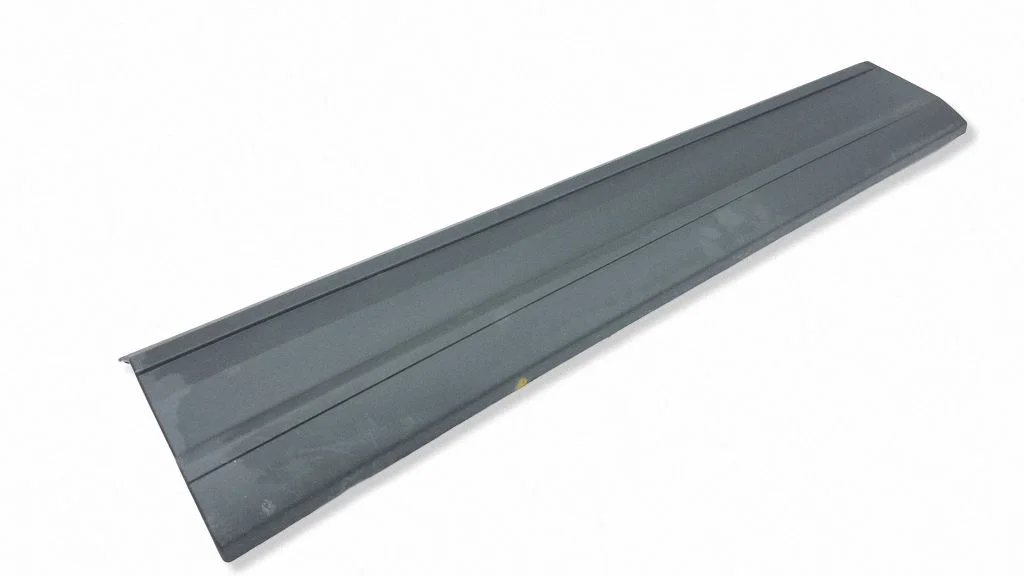 Front door trim (molding) 9847689580
