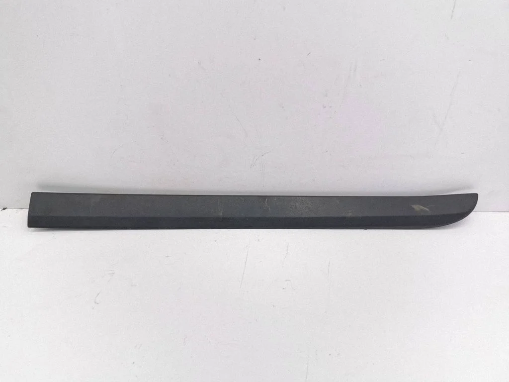 Rear door trim (molding) – Volvo XC90 (2007-2014)