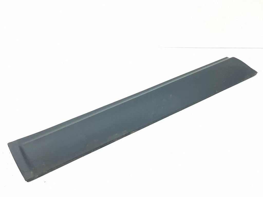 Esiukse liist (mold) 80871JD00A