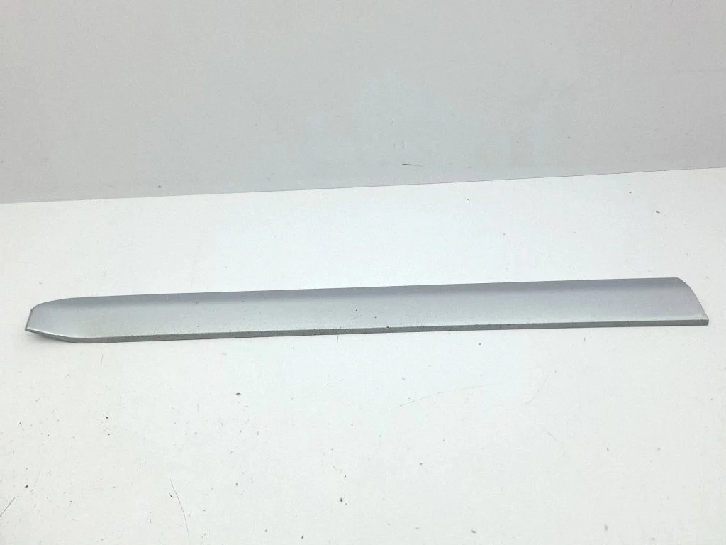 Esiukse liist (mold) 5727A029