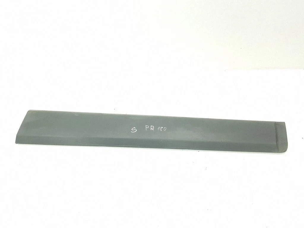 Esiukse liist (mold) 96439708
