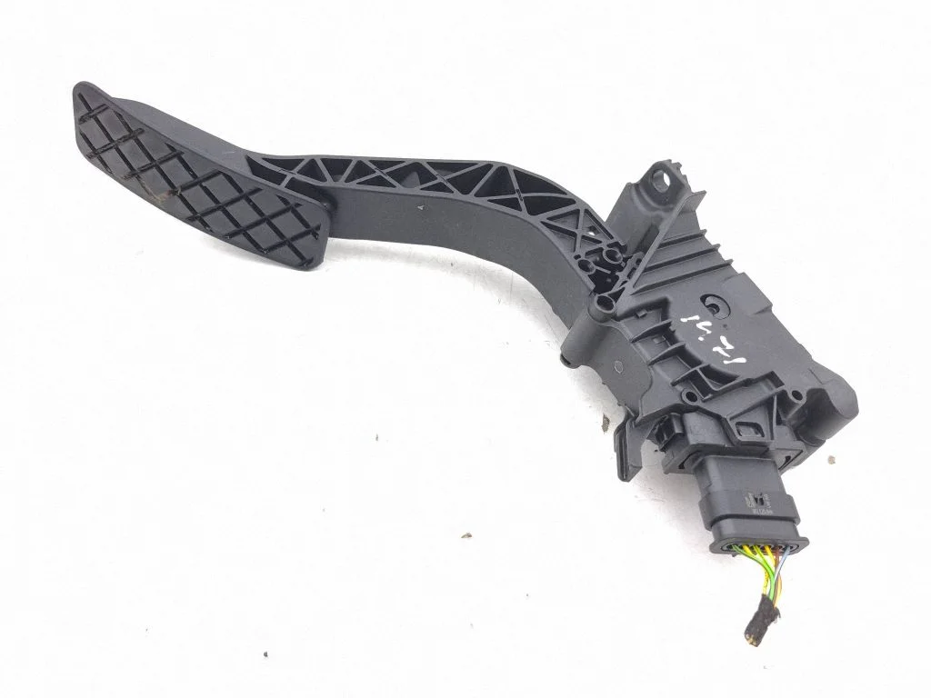 Accelerator throttle pedal – Skoda Kodiaq II (2024-)