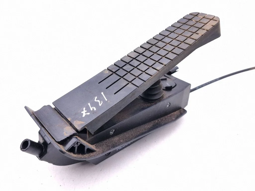 Accelerator throttle pedal 0280752010