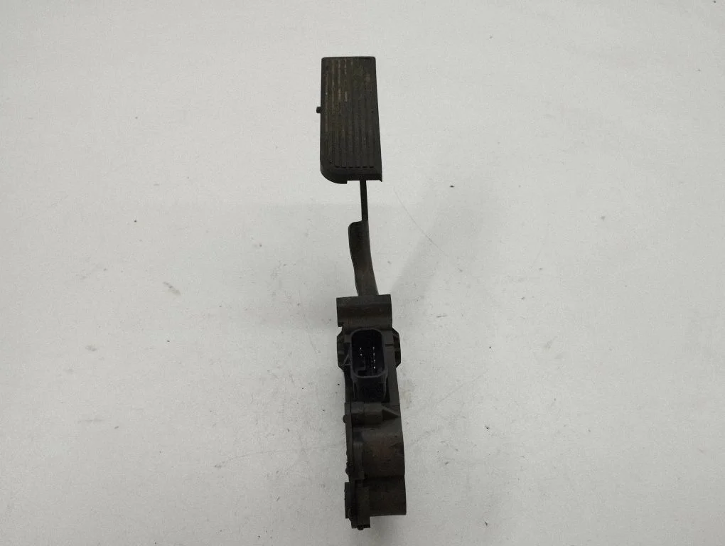 Accelerator throttle pedal 04861654AB