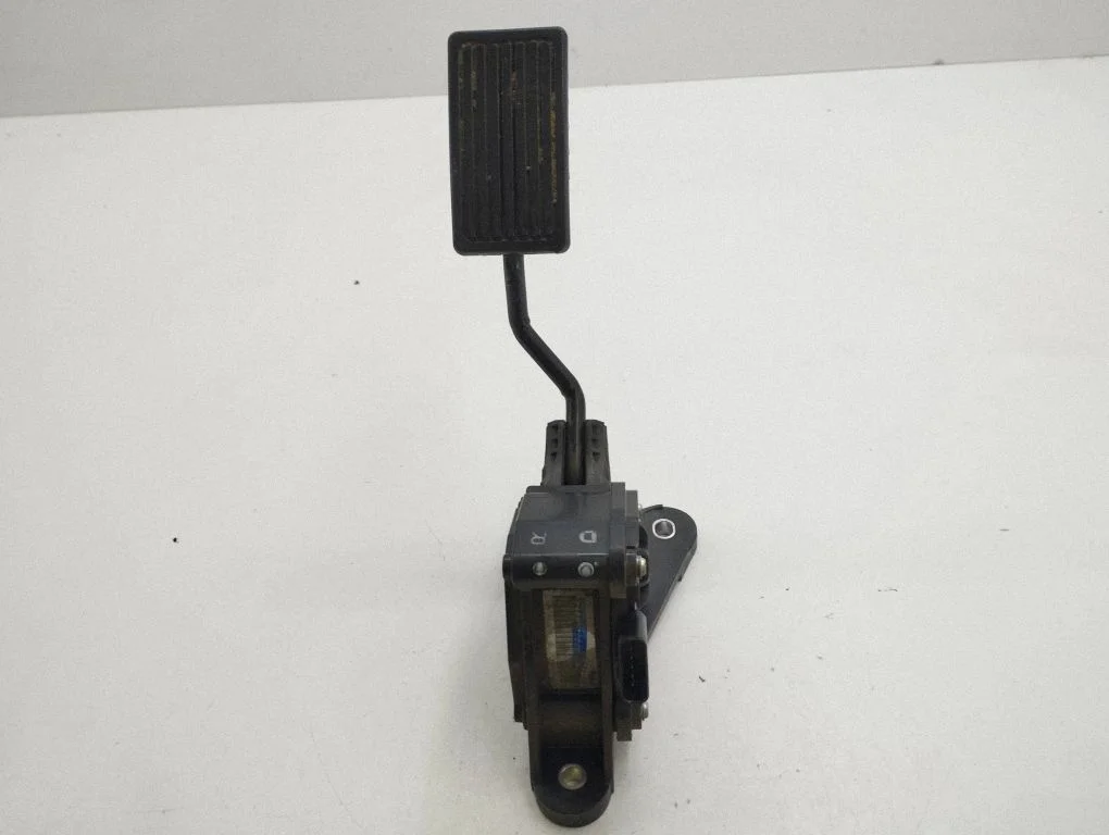 Accelerator throttle pedal PA66GF30