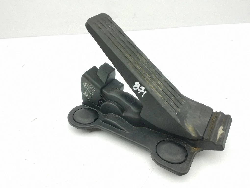 Pedał gazu BCKA41600A
