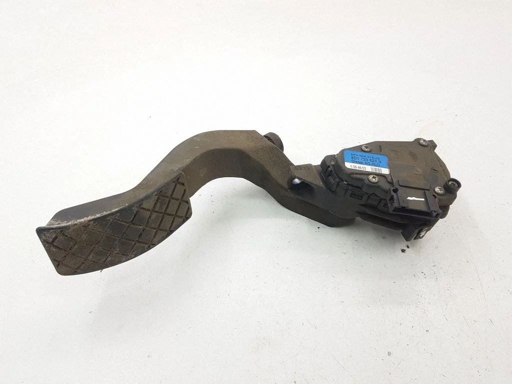 Accelerator throttle pedal – Audi A6 Allroad C5 (1999-2005)