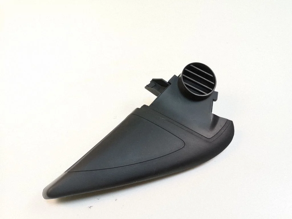Välispeegli plastkate – Skoda Octavia Mk2 (1Z) (2004-2013)