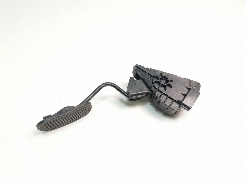 Accelerator throttle pedal 7812048070