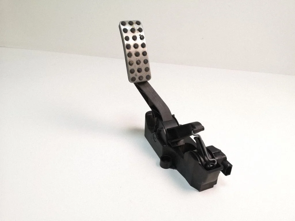 Accelerator throttle pedal A1693001004
