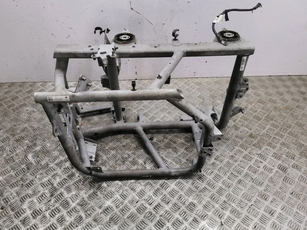 Radiator support slam panel bracket 8486850