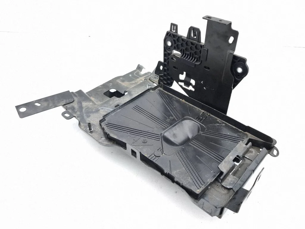 Battery tray – Peugeot 3008 III (2023-)