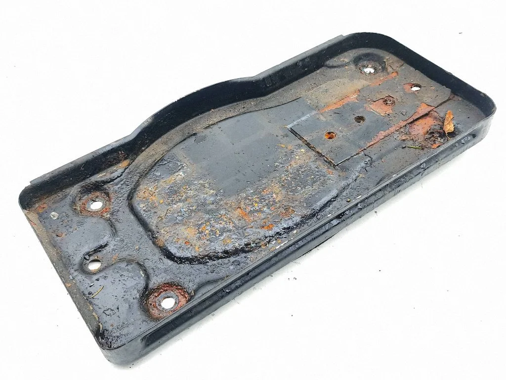Battery tray