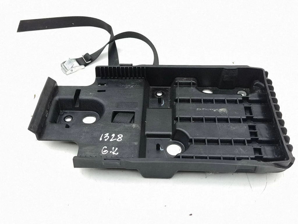 Battery tray – Volvo S90, V90 (2016-)