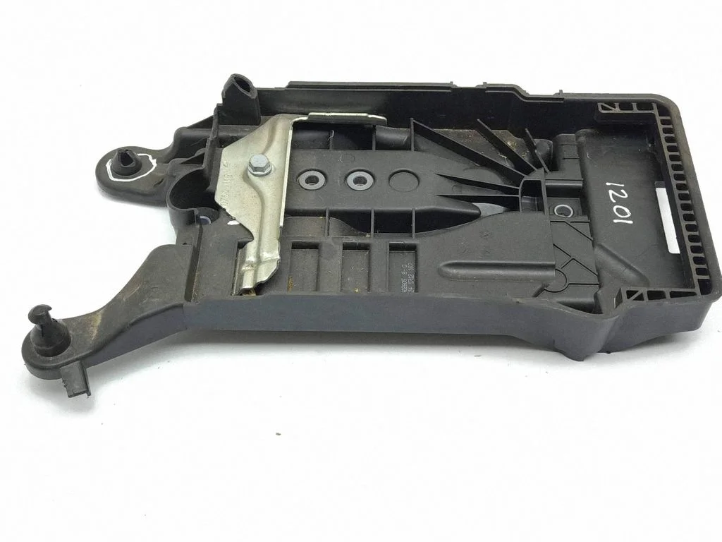 Battery tray