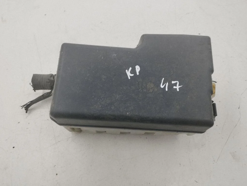 Fuse box set C27066760