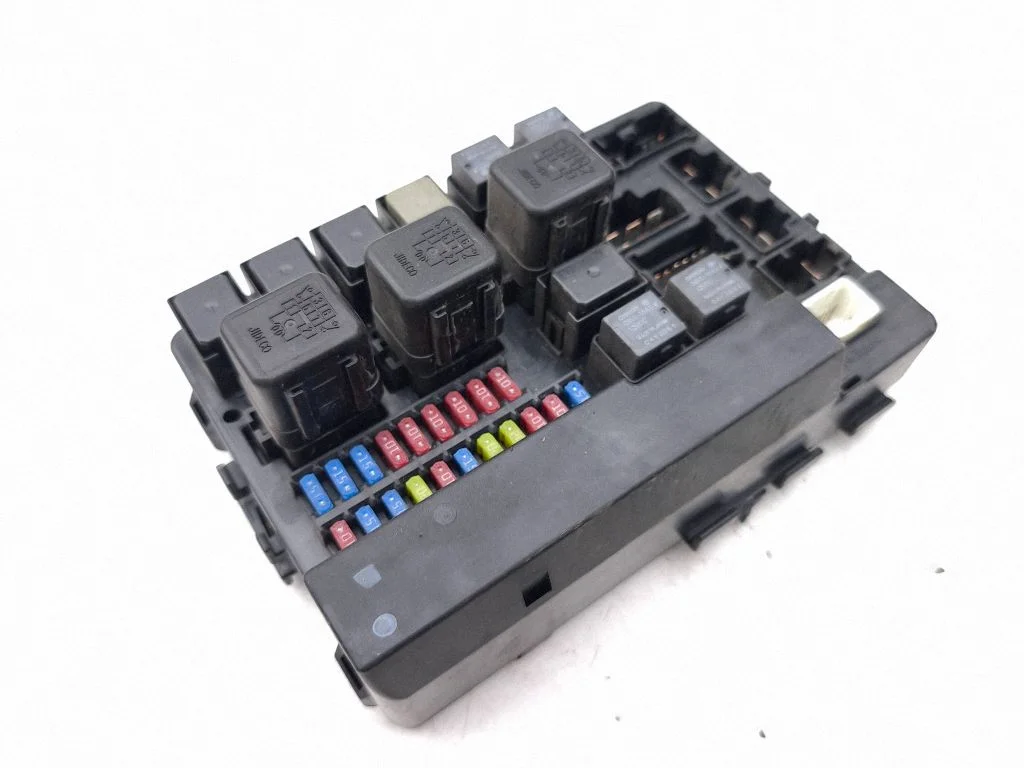 Fuse module 284B7AL505