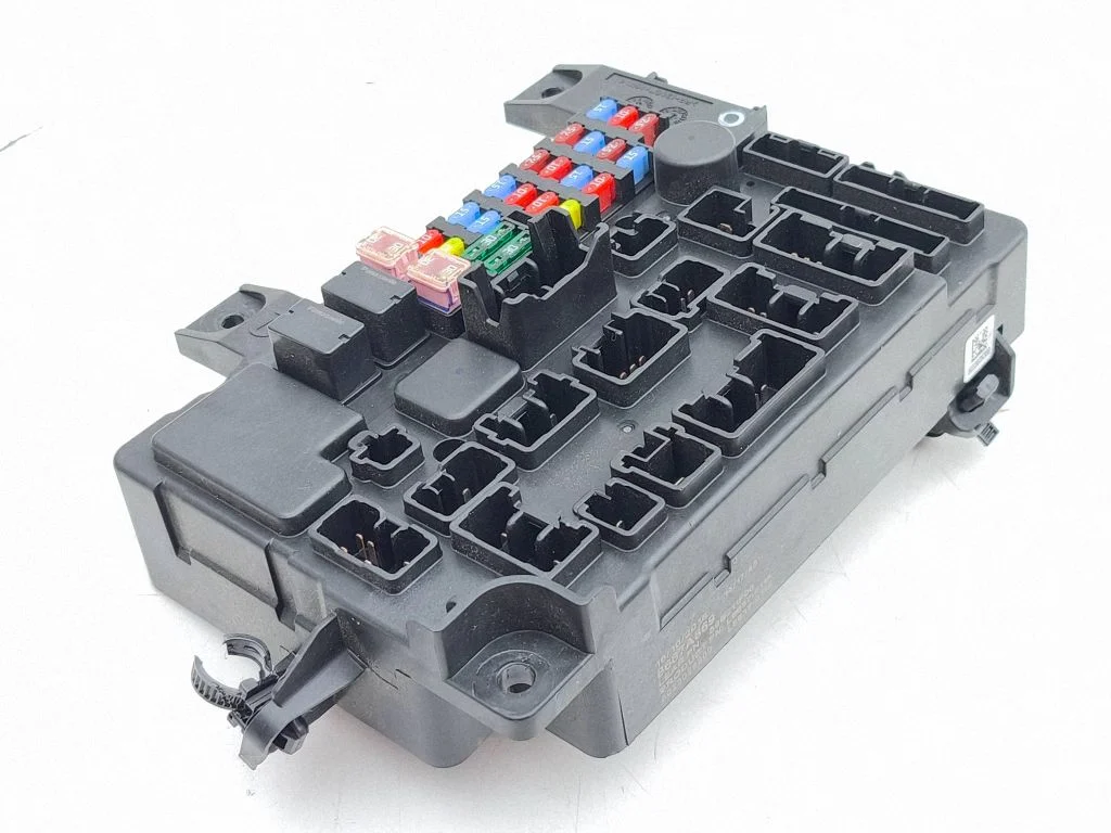 Drošinātāju bloks 8637A869