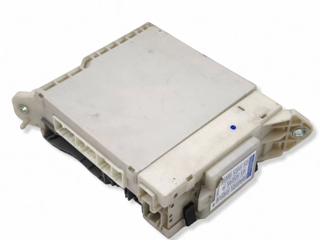 Drošinātāju bloks – Lexus IS 220D-250-350 (2006-2013)