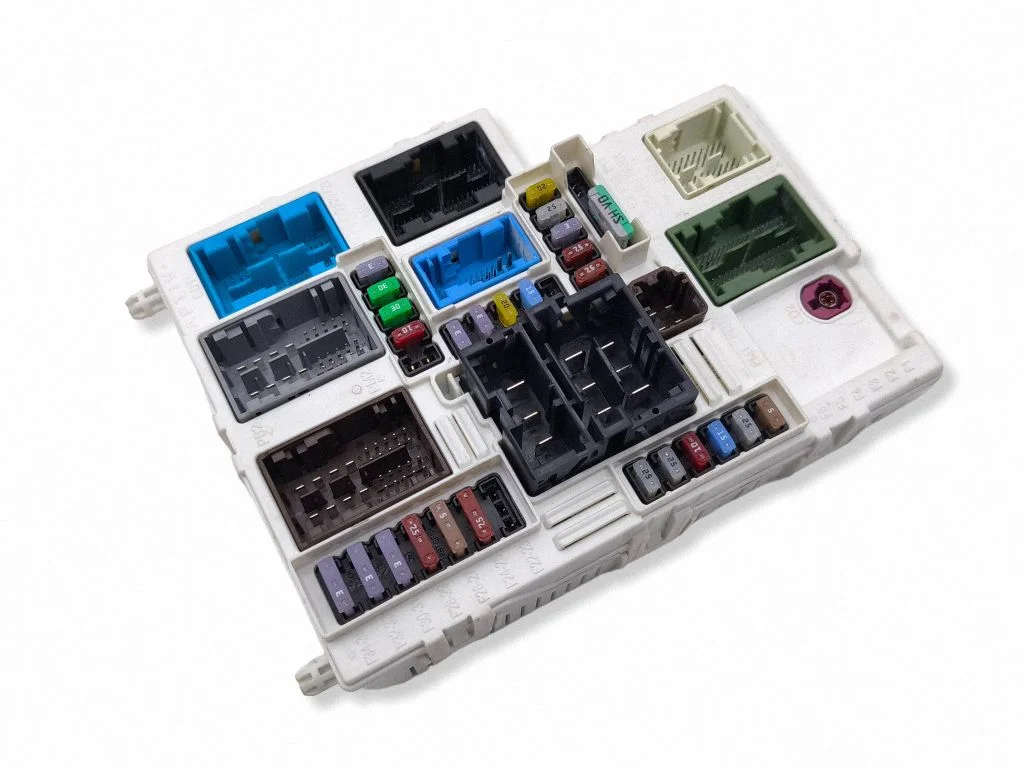 Drošinātāju bloks 9864564580