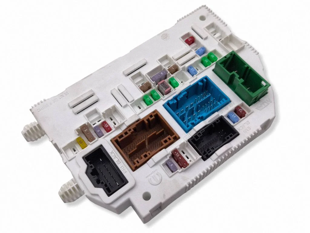 Drošinātāju bloks 9868508980