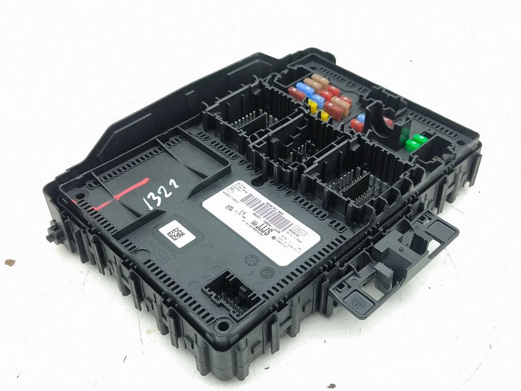 Drošinātāju bloks 4714102760019001