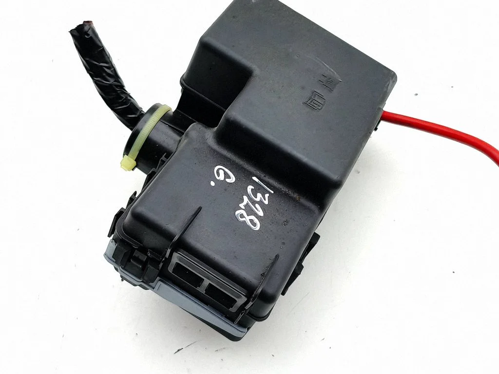 Drošinātāju bloks 31384034