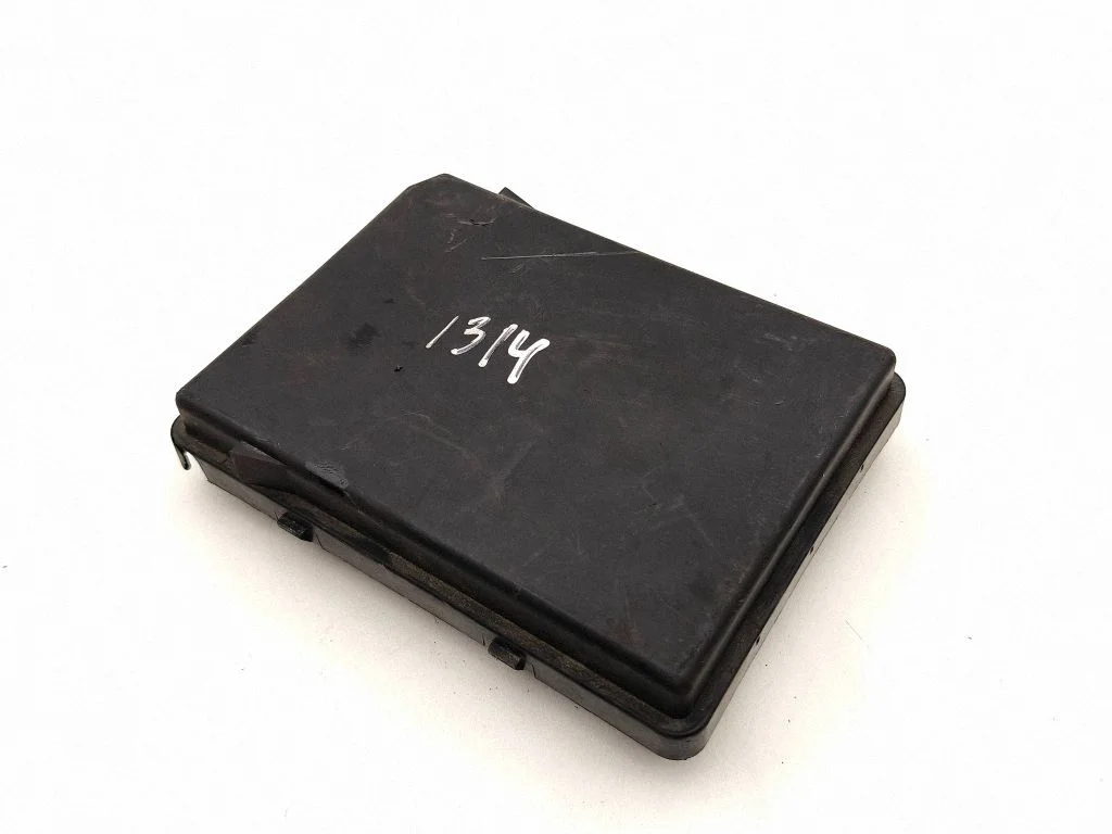 Fuse module 284B78143R – Renault Megane IV (2016-)