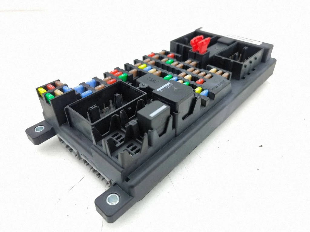Fuse module BJ3214F041AD