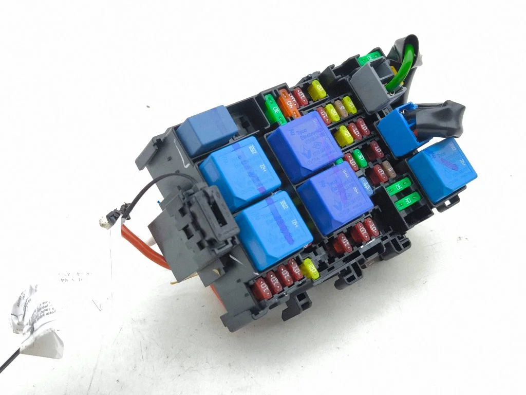 Moduł bezpieczników 63570069