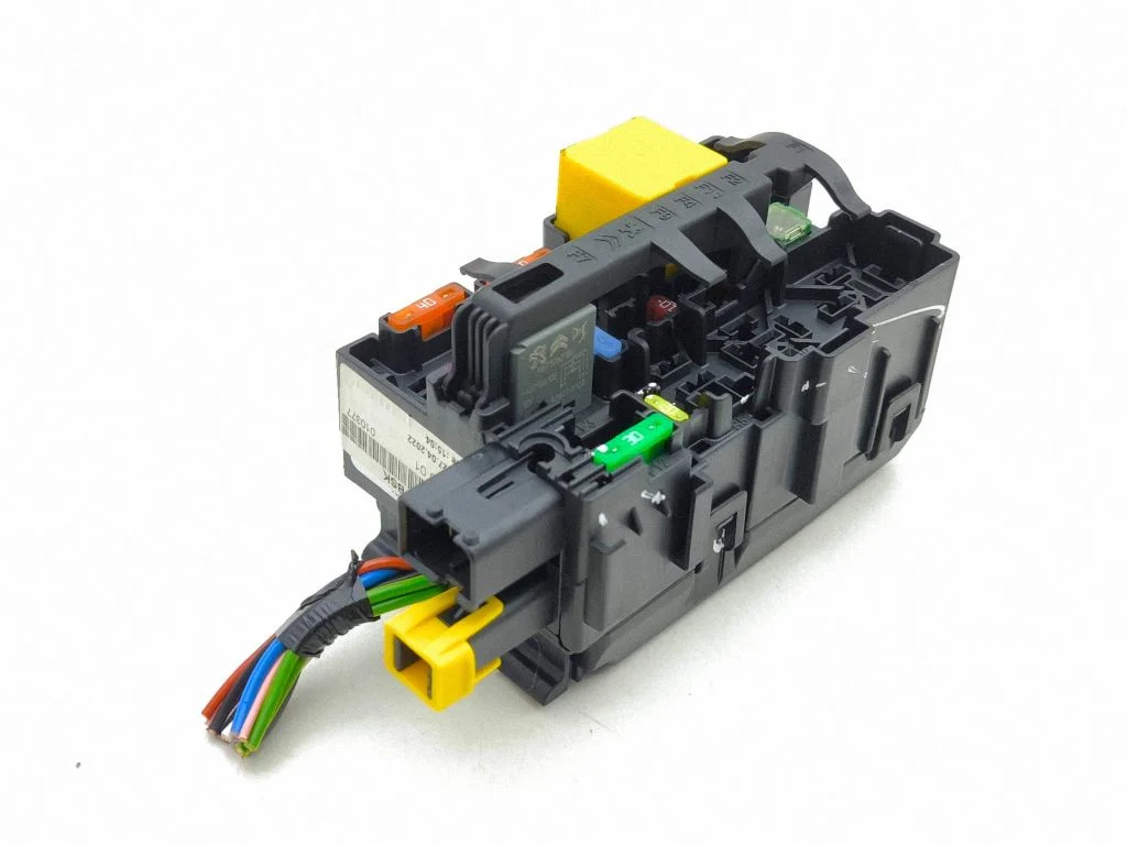 Drošinātāju bloks 44332801