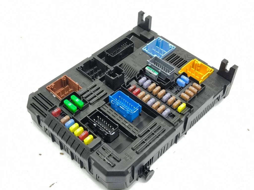 Fuse module 9832881080