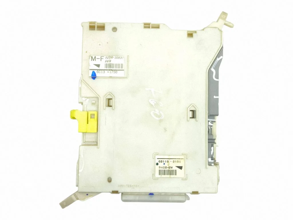 Fuse module 8273030631