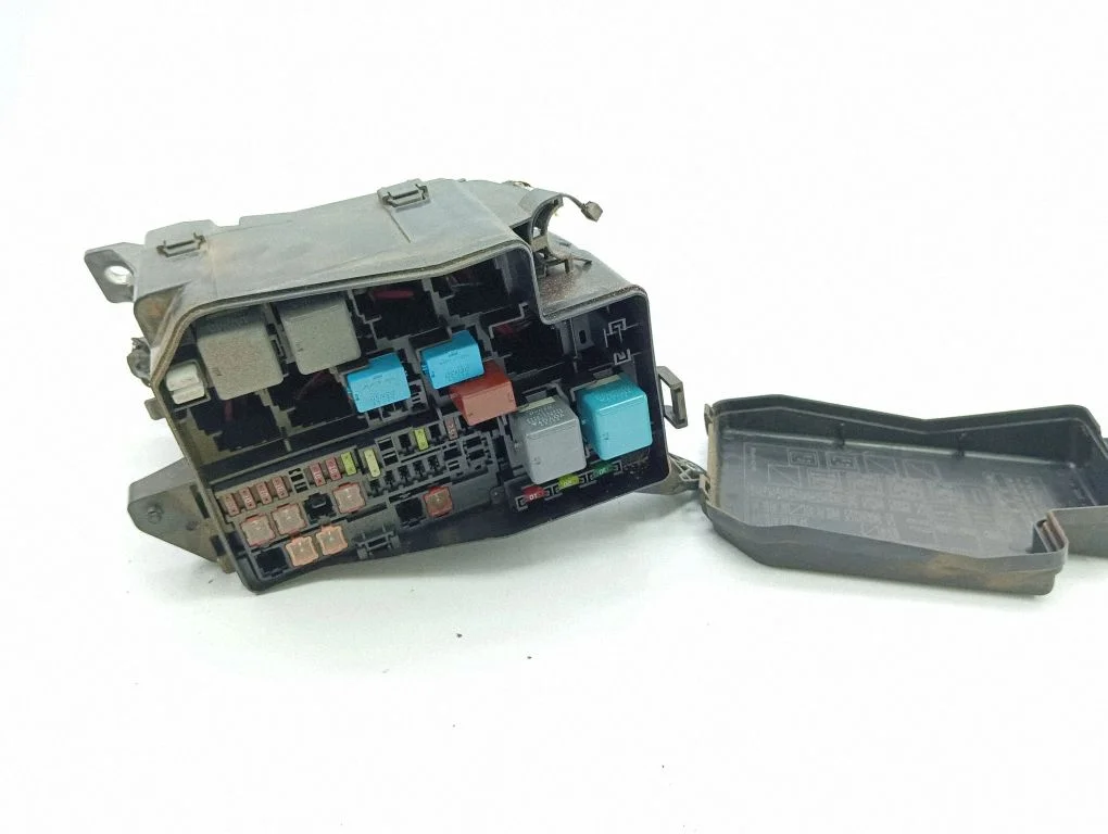 Fuse module – right