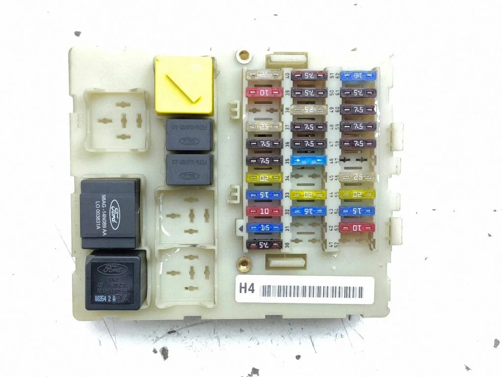 Drošinātāju bloks 98AG14A073CH