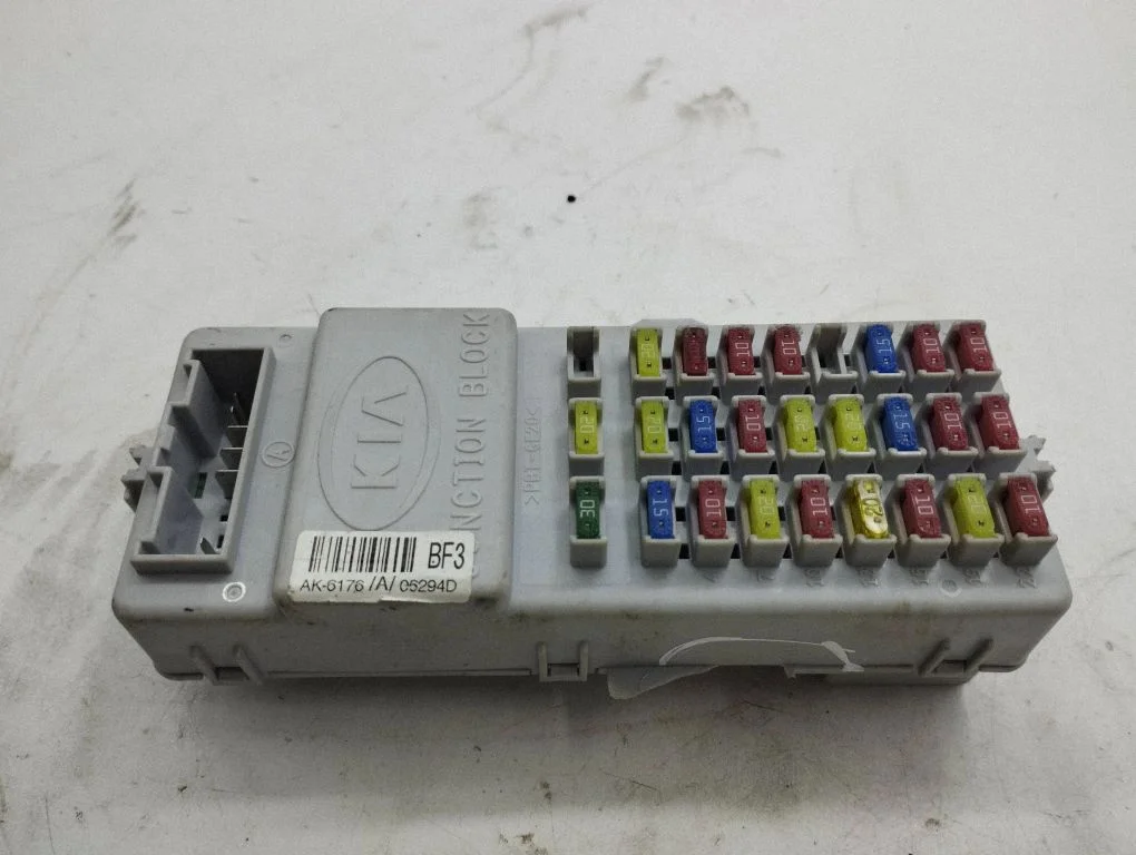 Drošinātāju bloks 911713E920