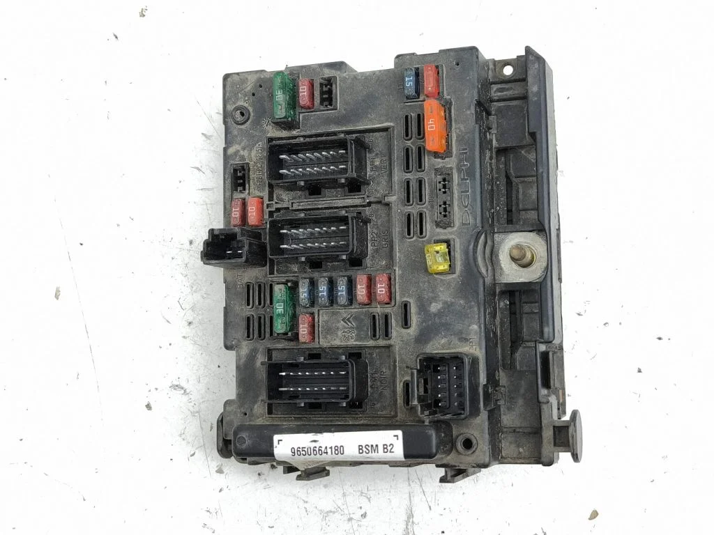 Drošinātāju bloks 9650664180